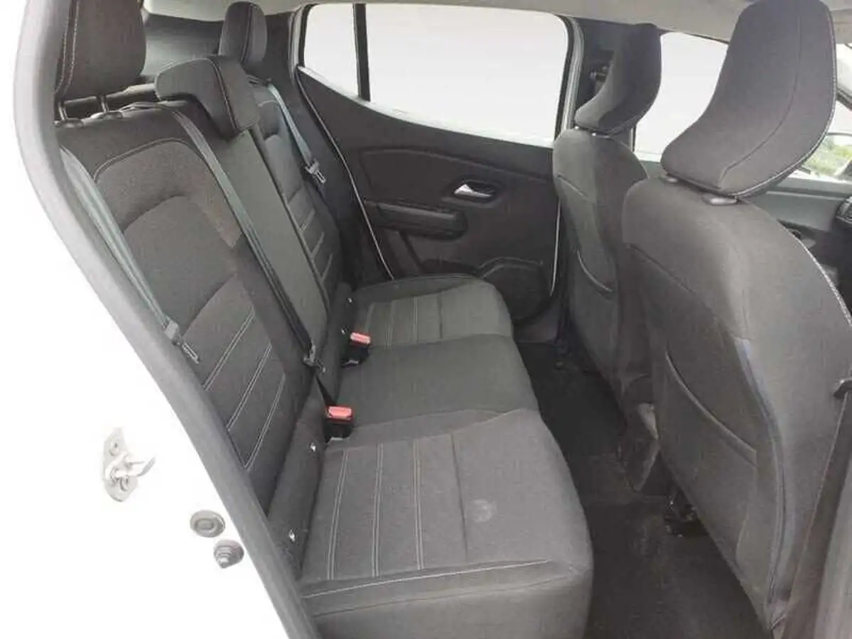 2021-dacia-sandero-10-tce-comfort-90bhp-big-5