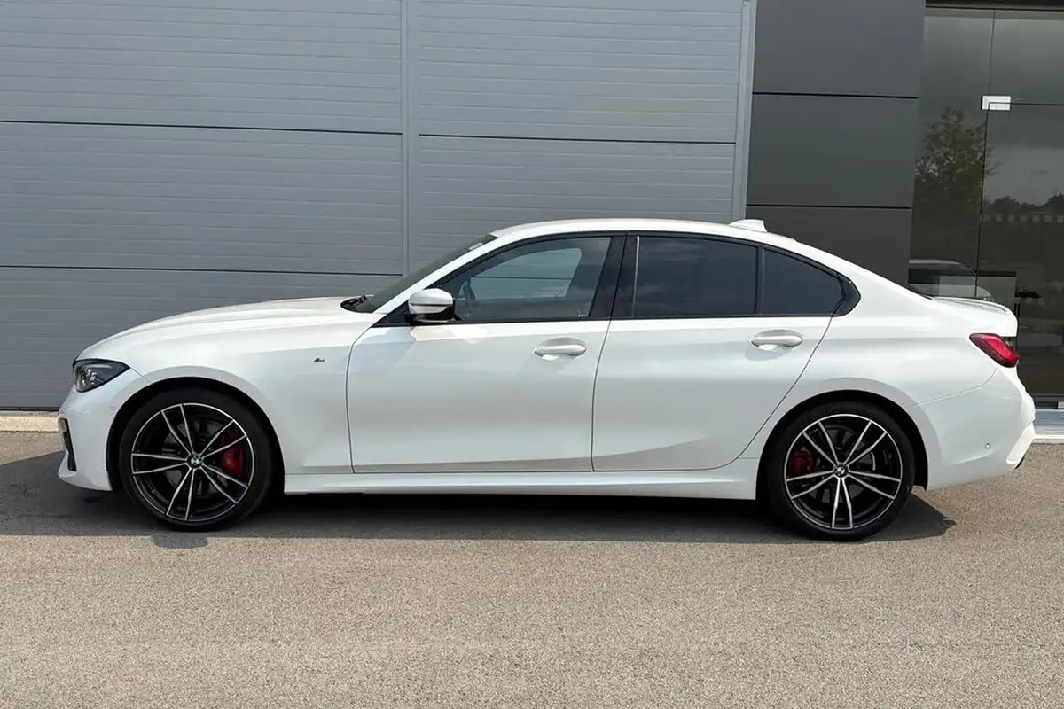 2022-bmw-3-series-20-320i-xdrive-m-sport-big-27