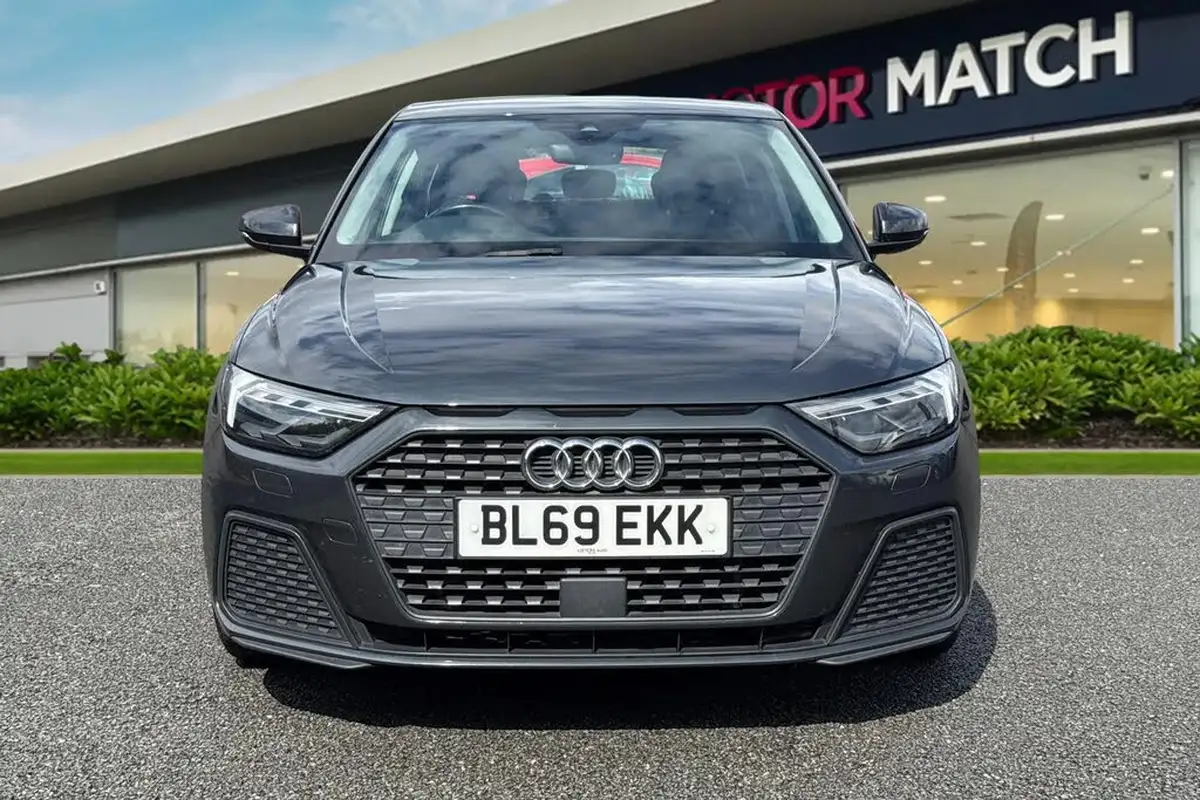 2019-audi-a1-10-30-tfsi-technik-big-4