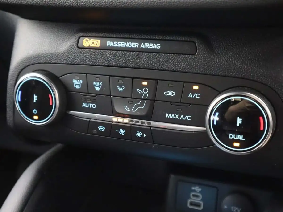 2023-ford-kuga-15t-st-line-edition-big-32