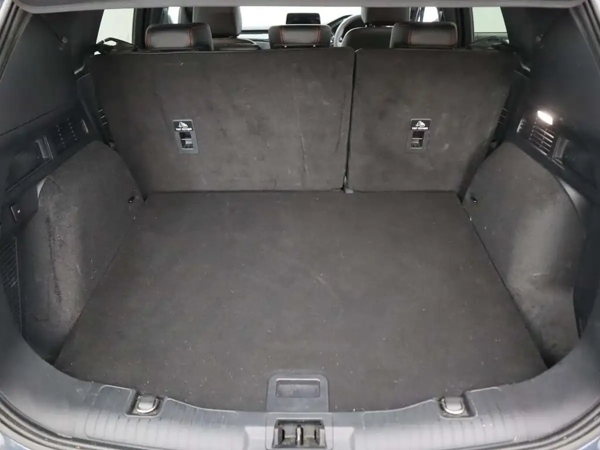 2023-ford-kuga-15t-st-line-edition-big-8