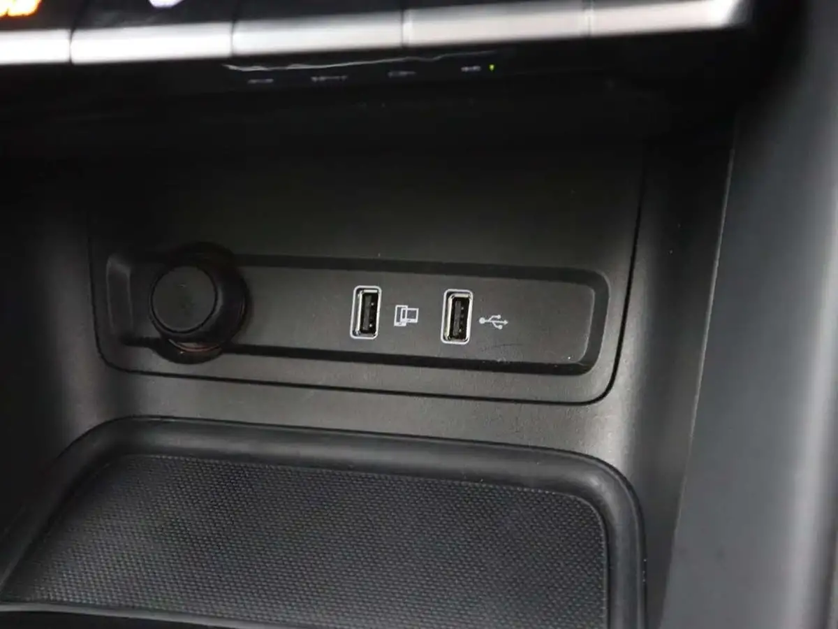 2024-mg-zs-suv-15-vti-tech-exclusive-big-18