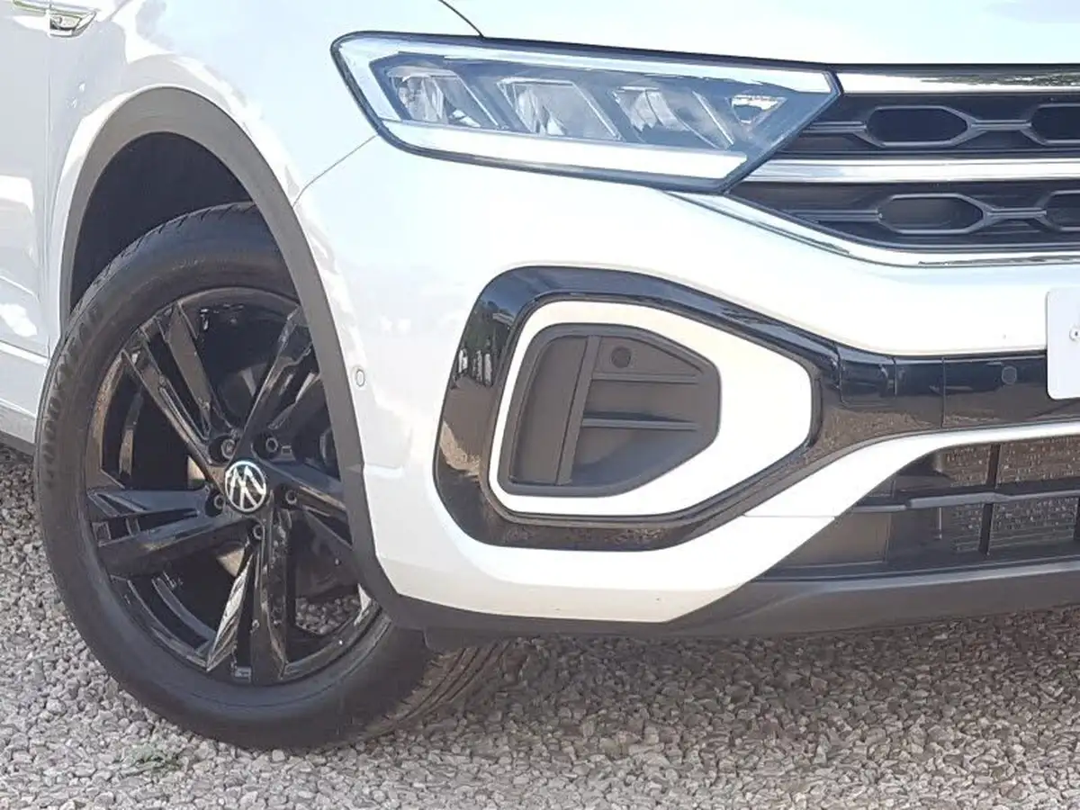2022-volkswagen-t-roc-15-tsi-r-line-hatchback-5d-big-8