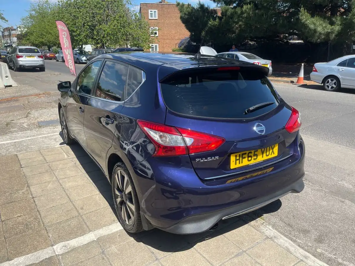 2015-nissan-pulsar-12-dig-t-tekna-big-6