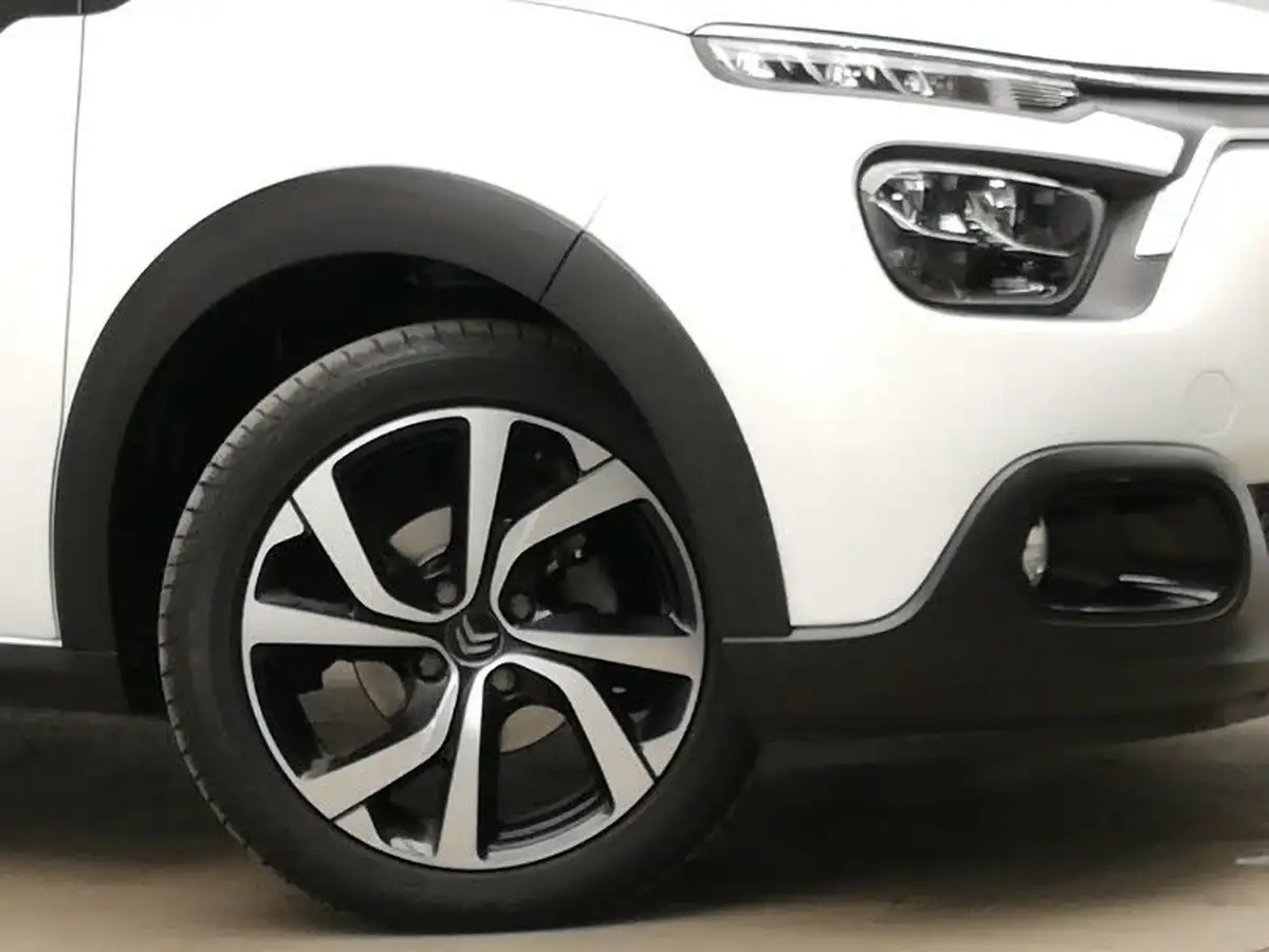 2022-citroen-c3-12-puretech-shine-plus-83ps-ss-big-8