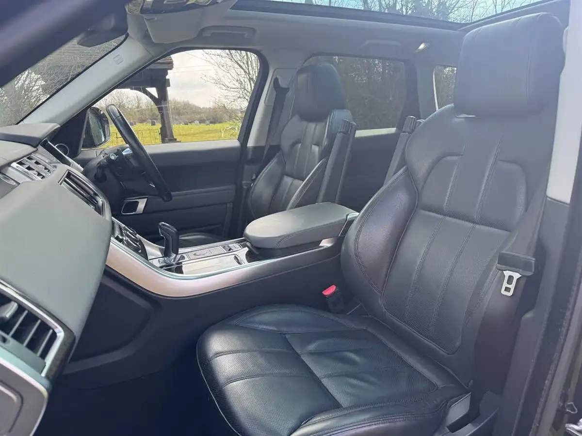 2015-land-rover-range-rover-sport-30-sd-v6-hse-292ps-4x4-big-10