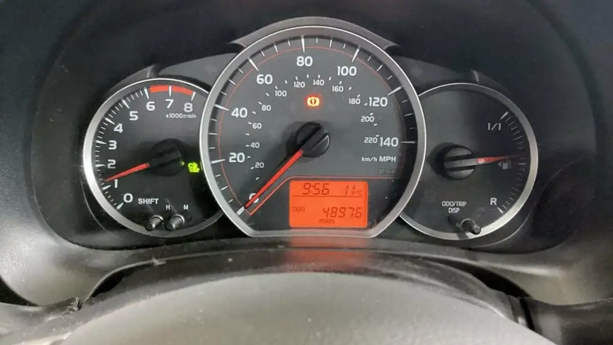 2013-toyota-yaris-133-tr-vvt-i-5d-big-5