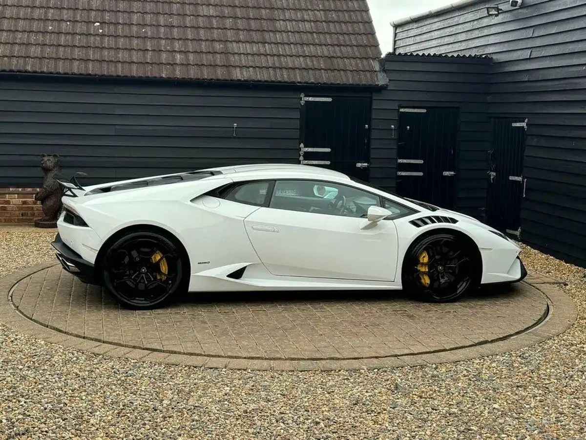 2014-lamborghini-huracan-lp-610-4-big-31