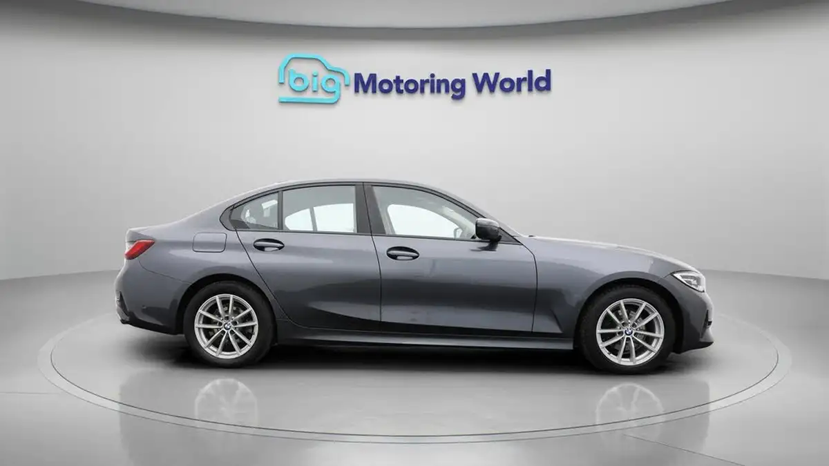2019-bmw-3-series-20td-320d-se-190bhp-saloon-4d-big-8