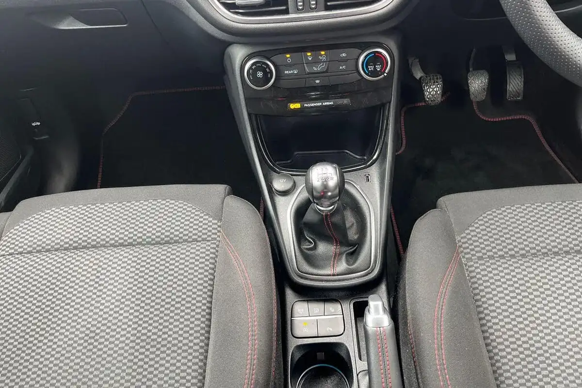 2023-ford-puma-suv-10-st-line-125ps-big-14