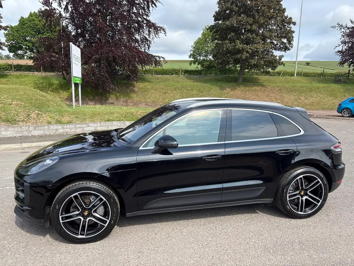 2019-porsche-macan-30-v6-s-big-16