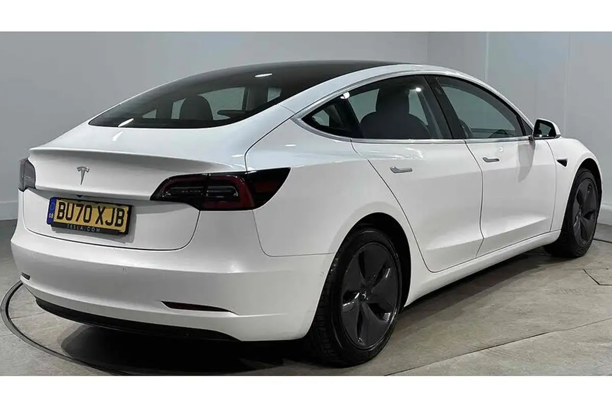 2020-tesla-model-3-e-standard-plus-big-8