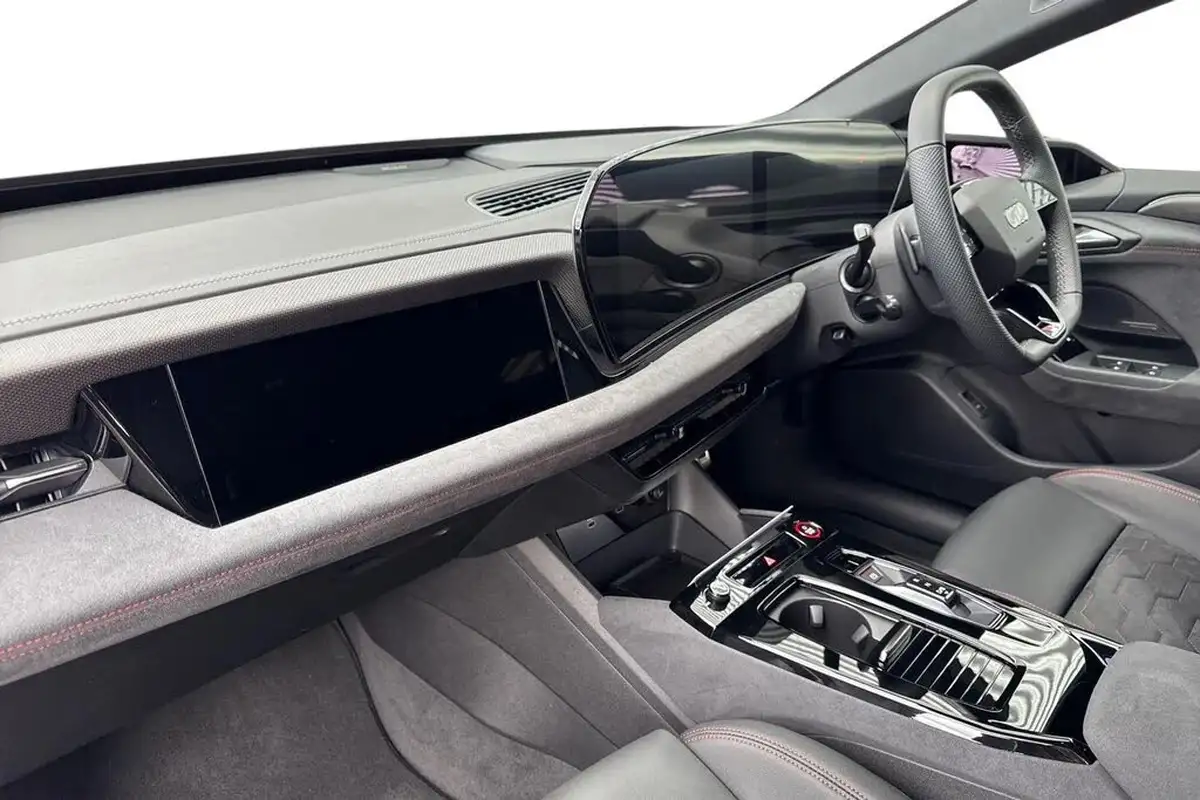 2025-audi-s6-e-tron-e-launch-edition-big-8