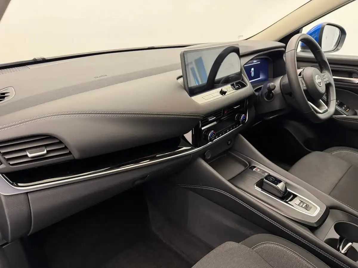 2024-nissan-qashqai-15-n-connecta-big-2