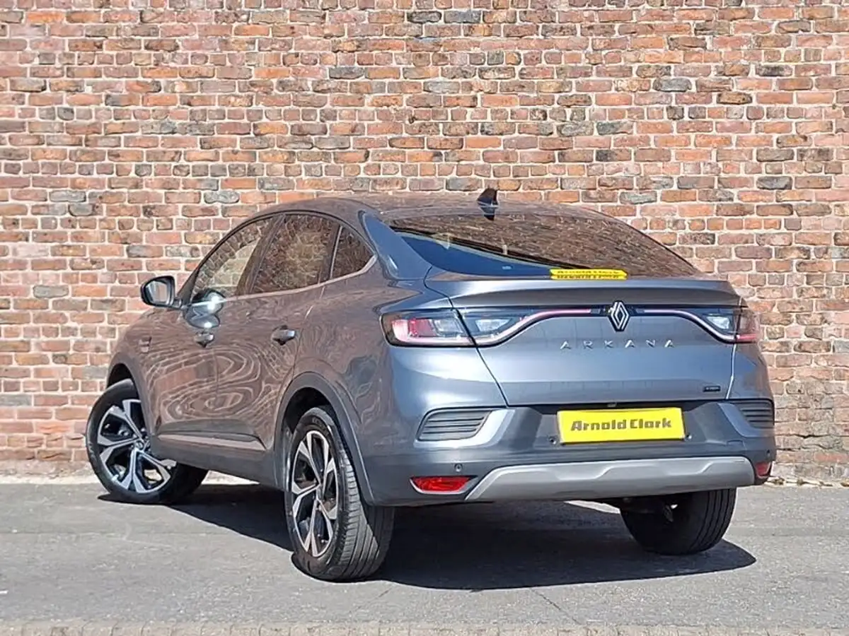 2024-renault-arkana-16-techno-big-1