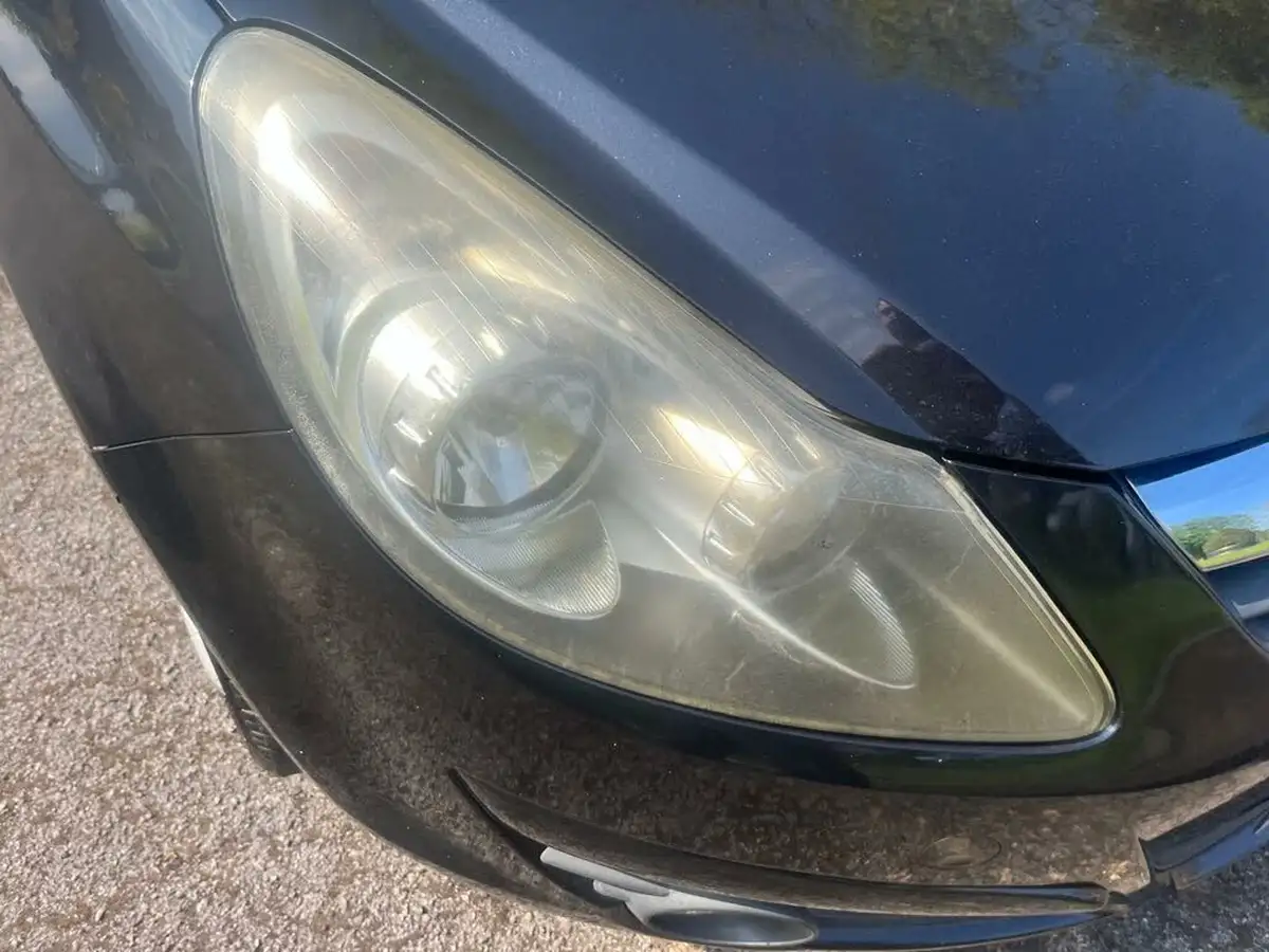 2008-vauxhall-corsa-12-sxi-3d-big-37