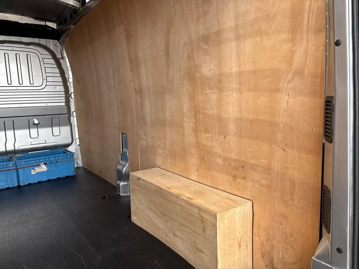 2022-maxus-deliver-9-20tdi-l3h2-lux-big-20