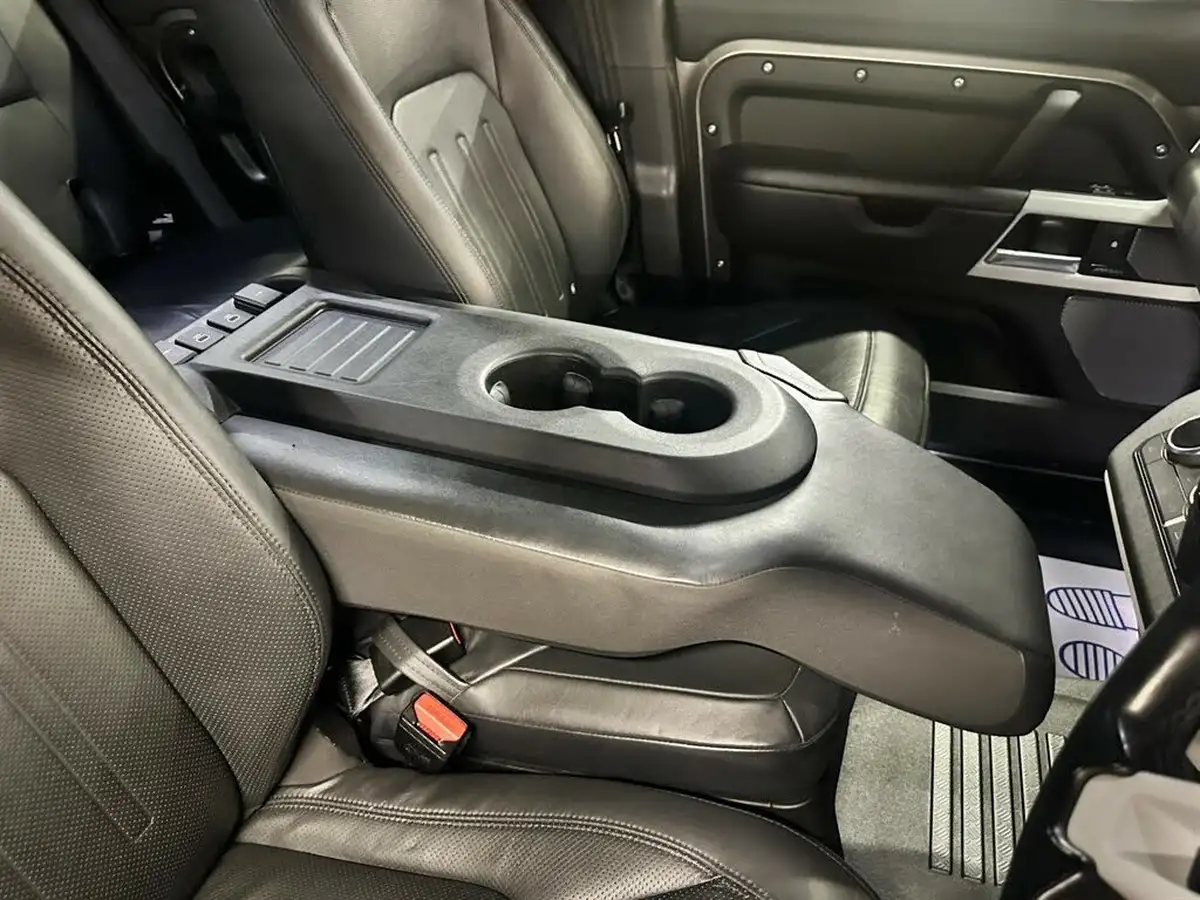 2021-land-rover-110-defender-30-d300-hard-top-hse-110-big-16