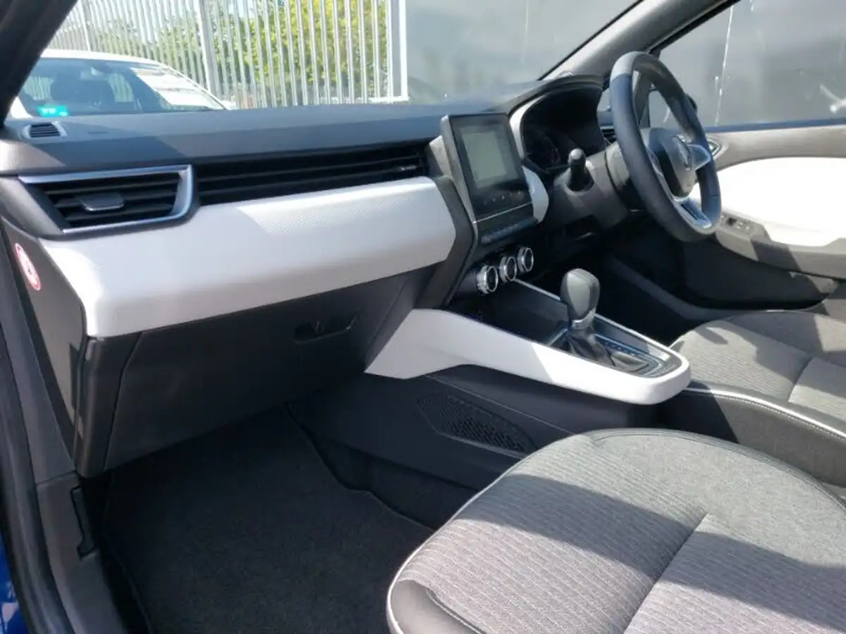 2023-renault-clio-16-techno-big-4