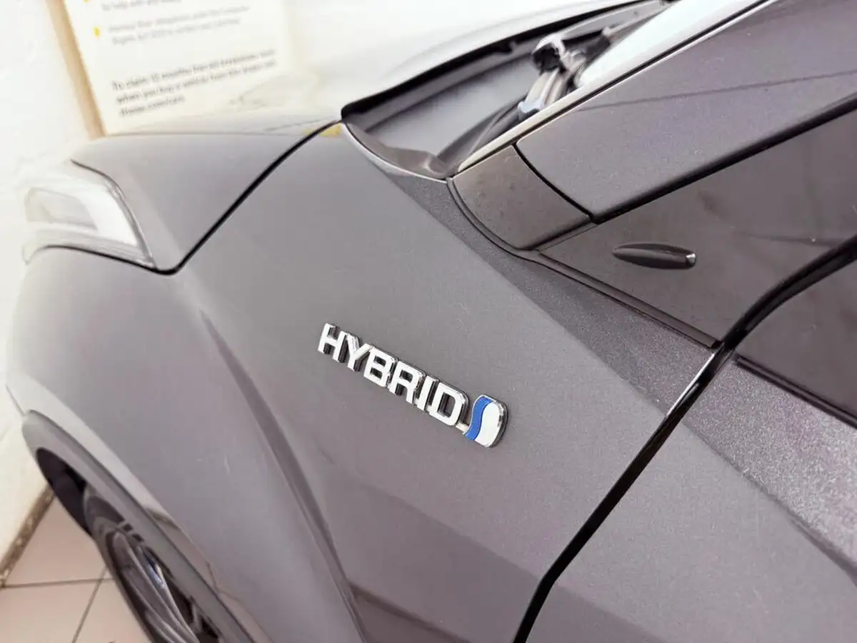 2017-toyota-c-hr-18-vvt-i-excel-big-43