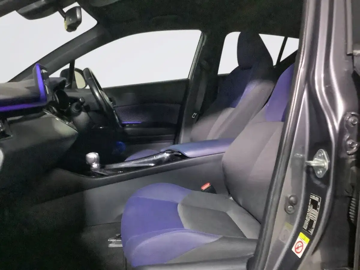 2018-toyota-c-hr-12-dynamic-cvt-big-13