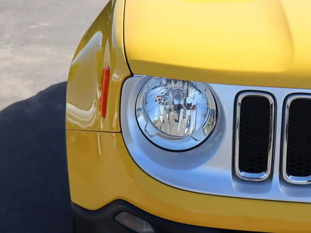 2015-jeep-renegade-20td-limited-auto-big-12