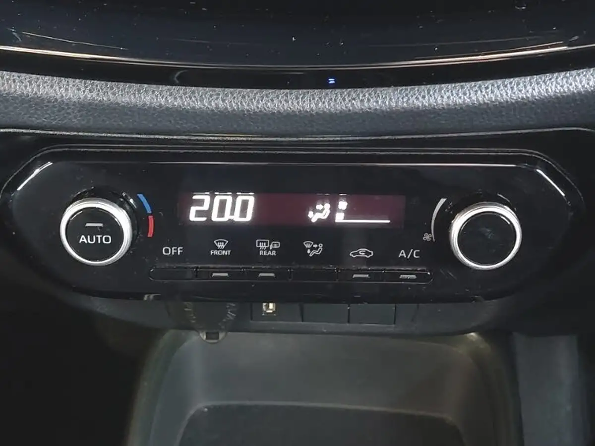2022-toyota-aygo-x-10-vvt-i-edge-cvt-big-12