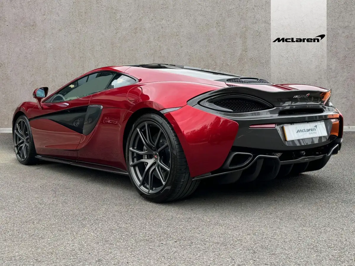 2018-mclaren-570gt-38-big-1