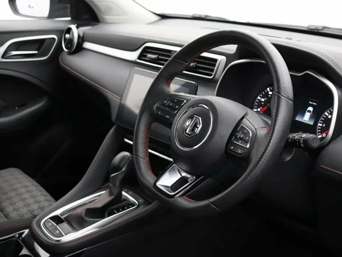 2022-mg-zs-suv-10t-gdi-excite-big-5