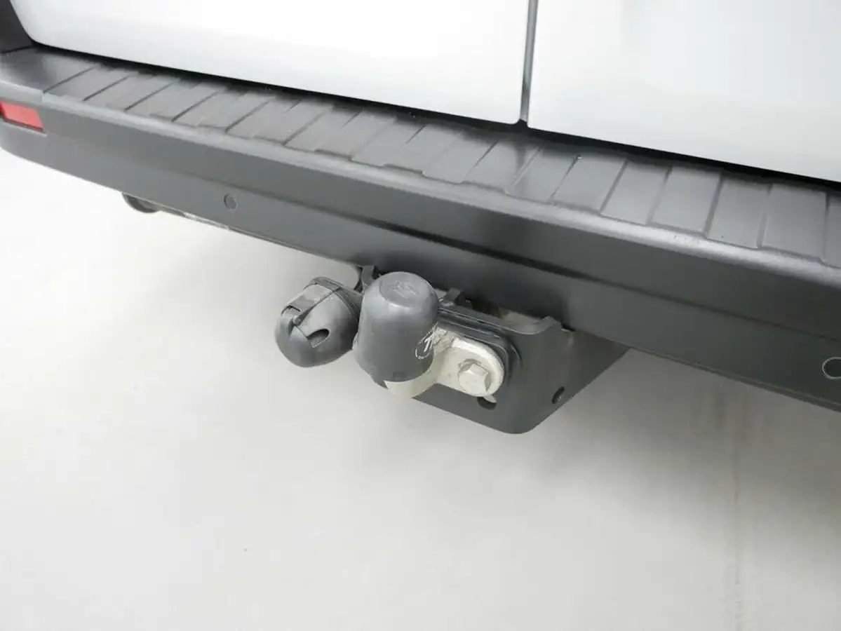 2021-renault-trafic-20dci-sl28-energy-120-sport-non-nav-big-30