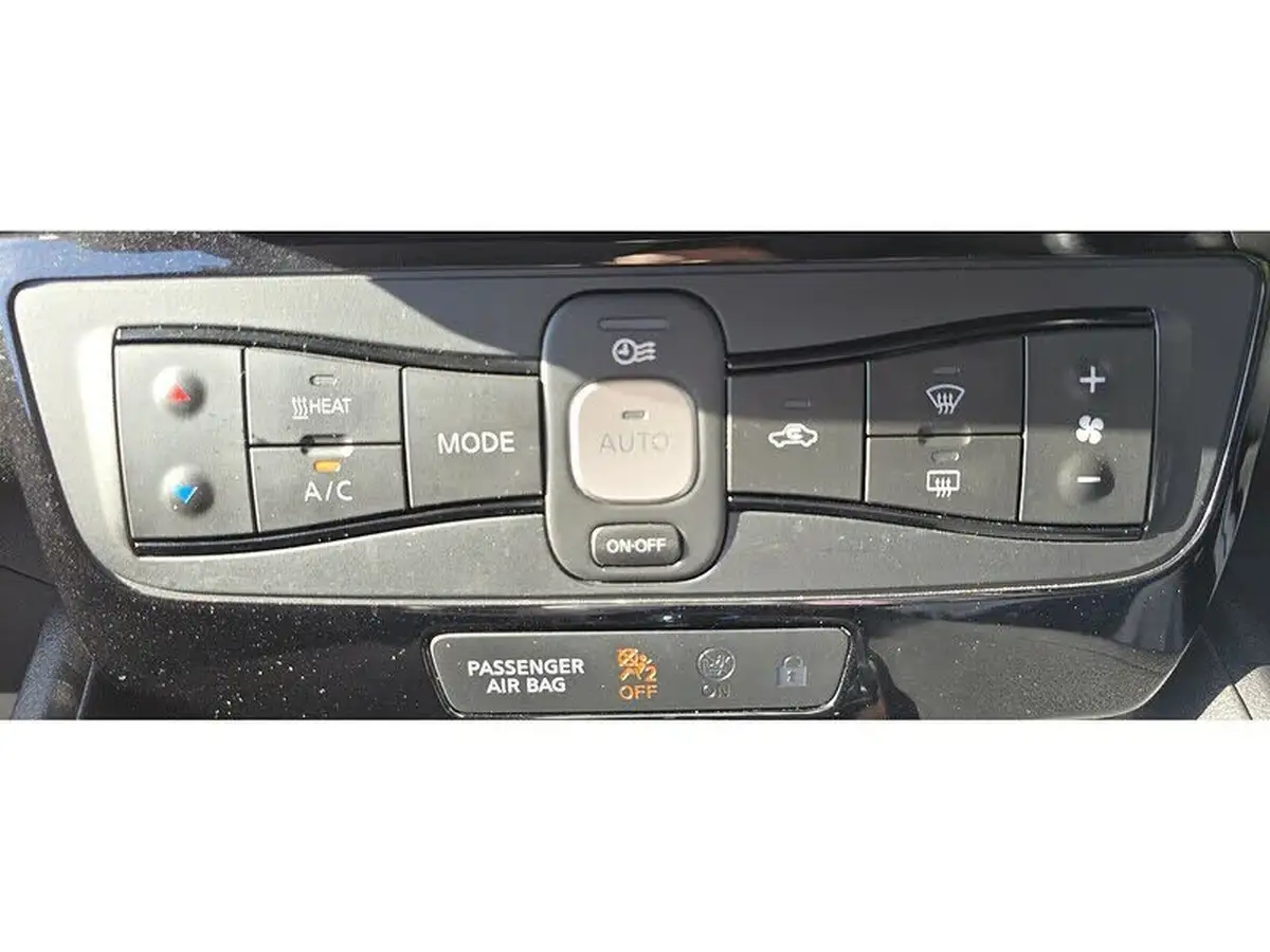 2020-nissan-leaf-e-n-connecta-big-8