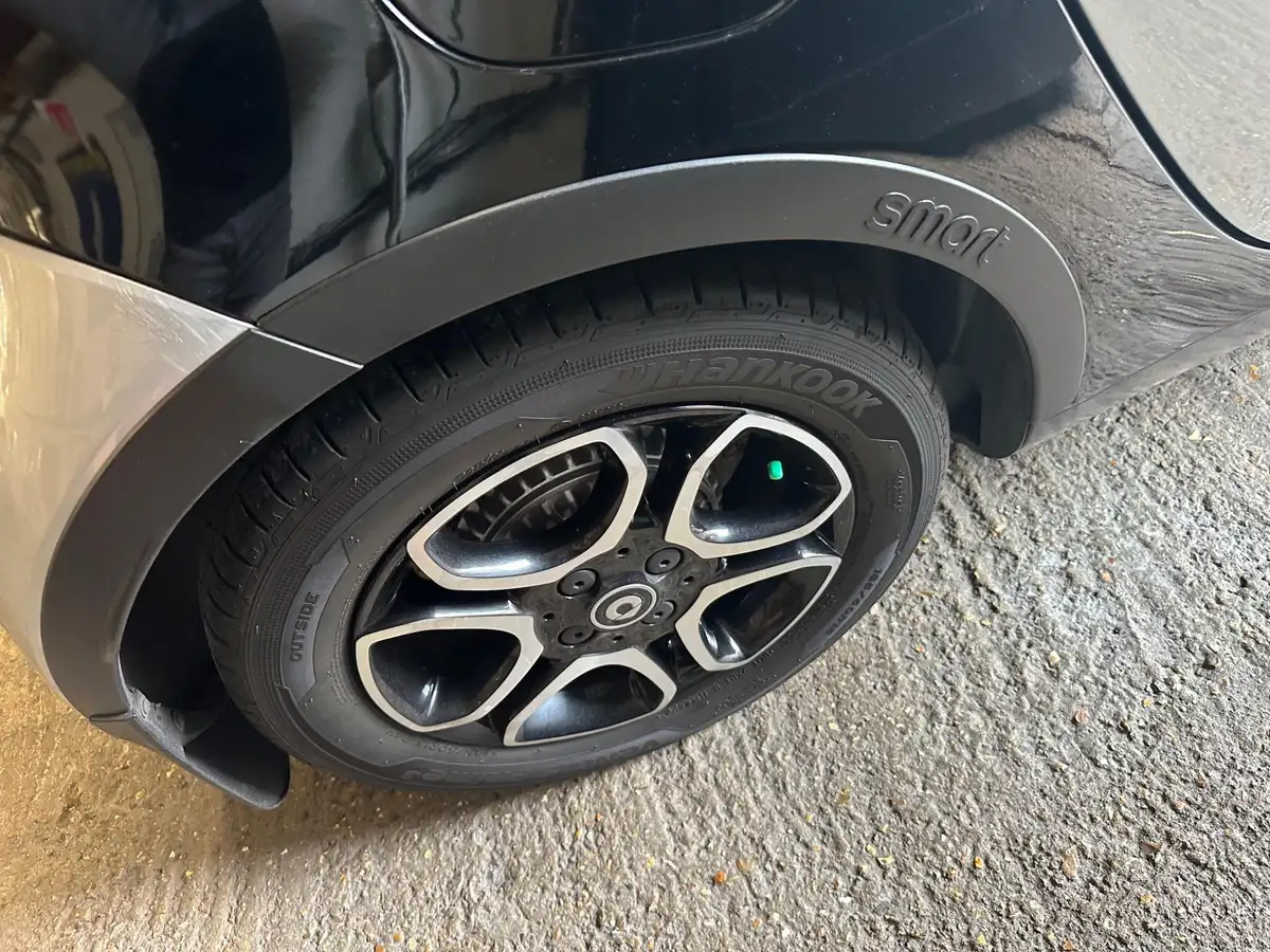 2016-smart-fortwo-09-prime-premium-plusss-coupe-twinamic-big-28