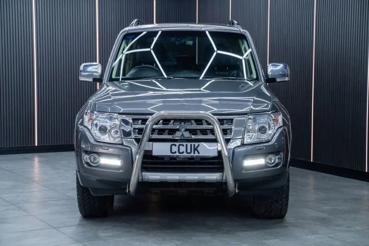 2018-mitsubishi-shogun-32di-dc-barbarian-big-1