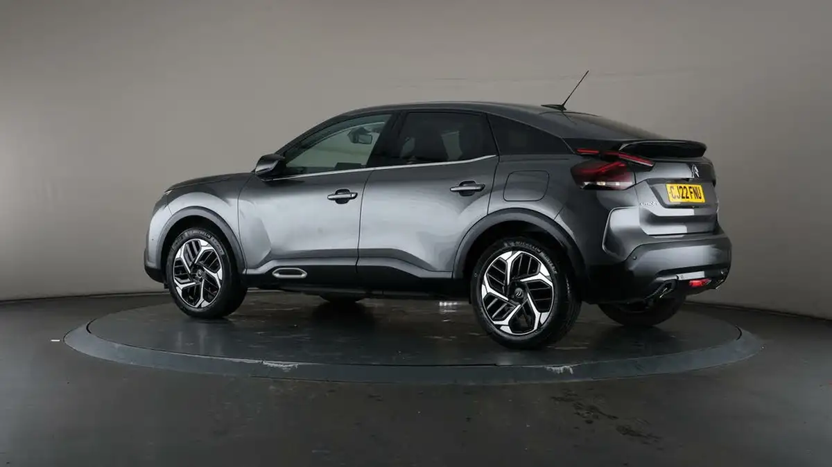 2022-citroen-c4-big-75