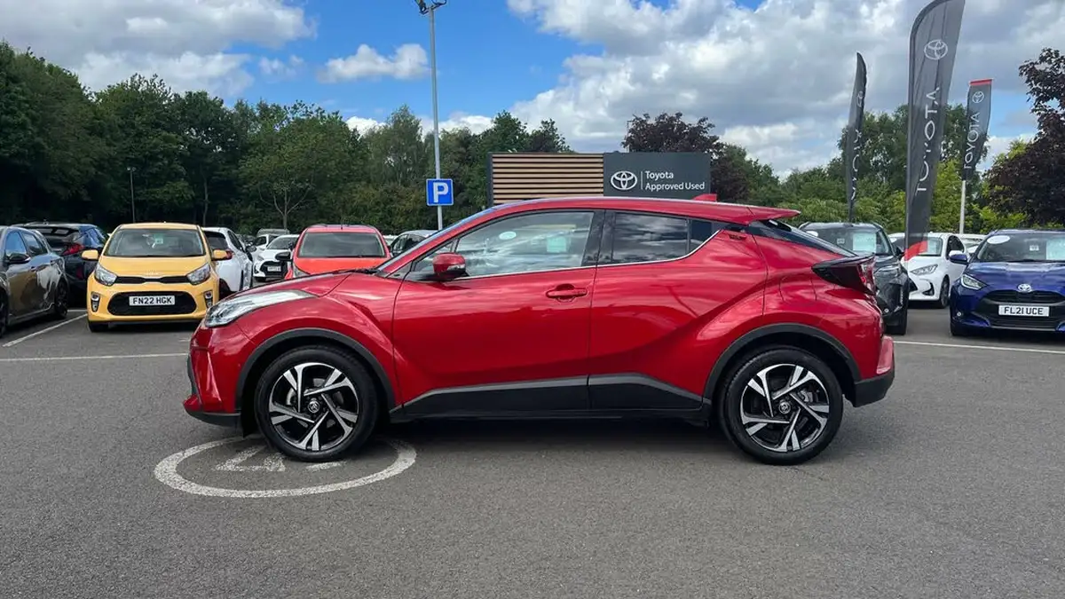 2022-toyota-c-hr-18-vvt-i-design-big-16