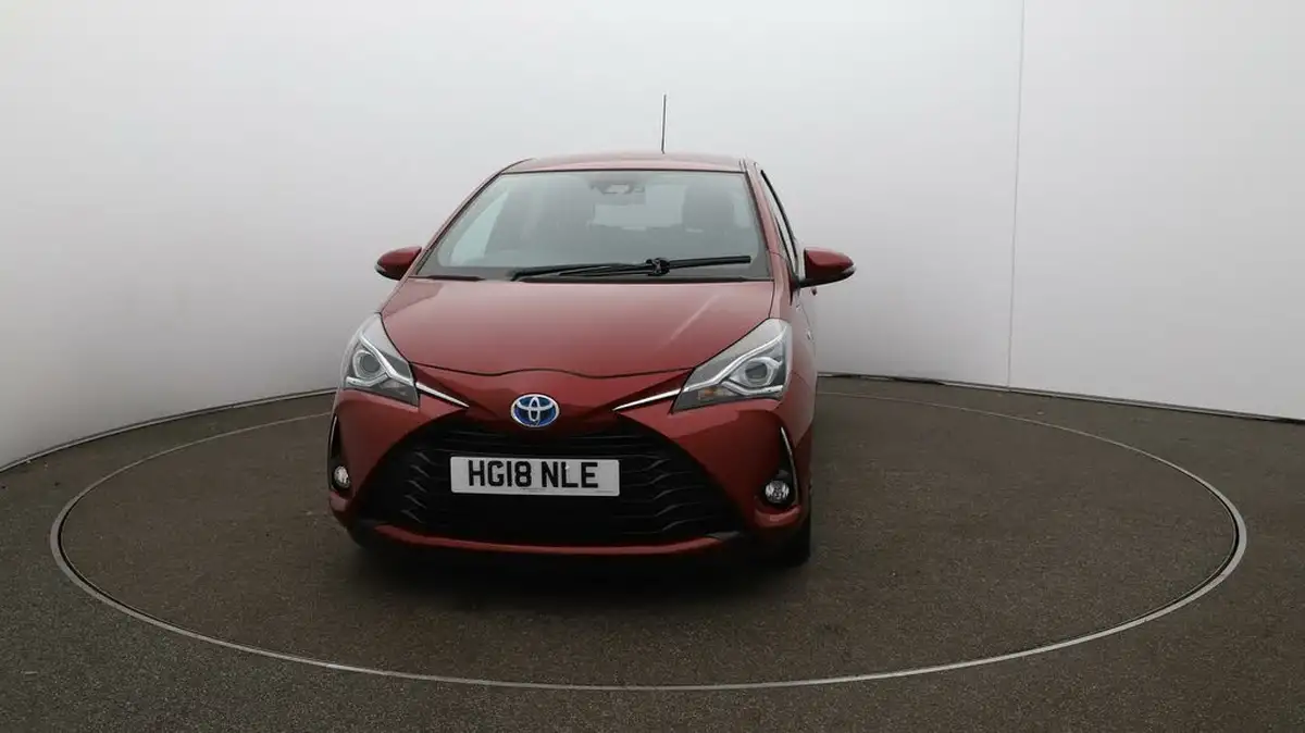2018-toyota-yaris-15-vvt-i-excel-hybrid-big-39