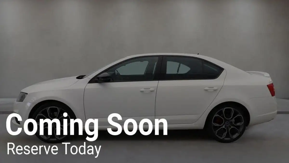 2016-skoda-octavia-20tdi-vrs-hatchback-big-1