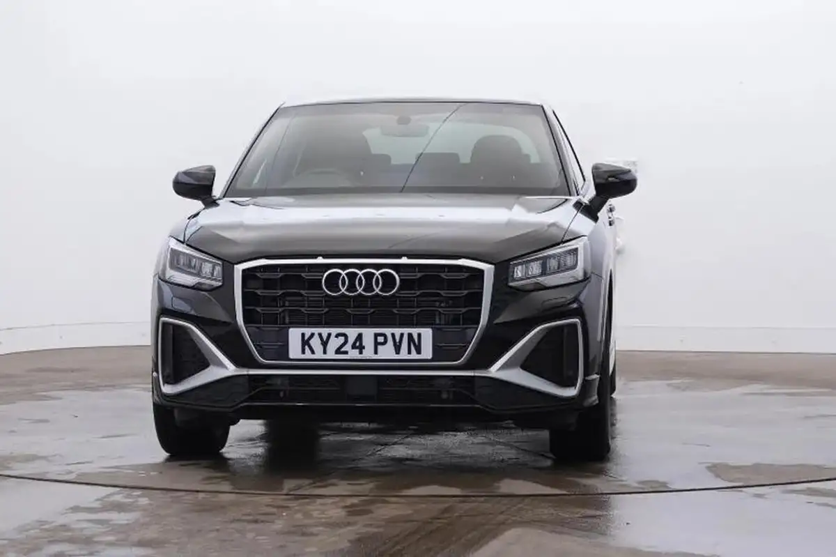2024-audi-q2-15-35-tfsi-s-line-tronic-big-19