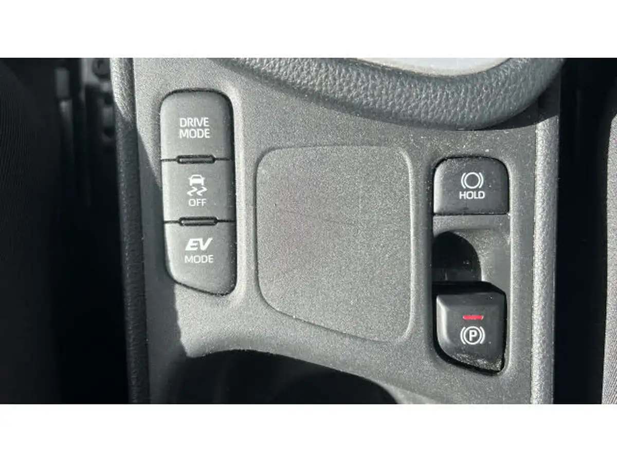 2022-toyota-yaris-15-vvt-i-design-panoramic-roof-big-38