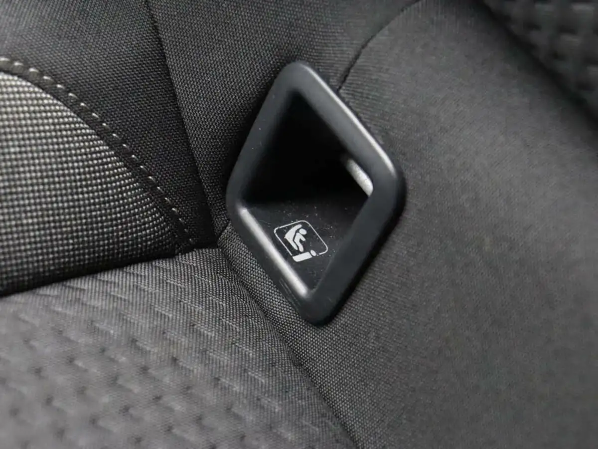 2022-volkswagen-polo-10-tsi-life-big-33