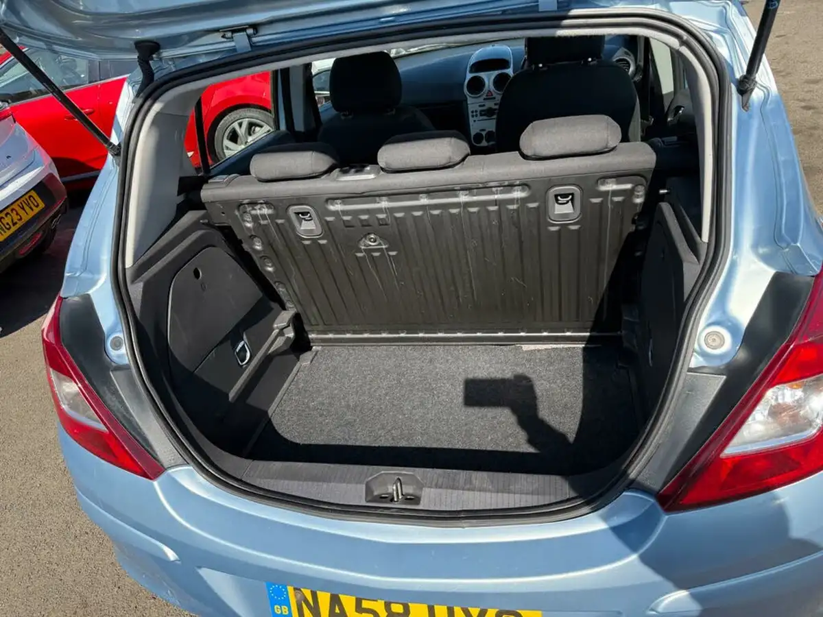 2008-vauxhall-corsa-12-life-16v-5d-big-21