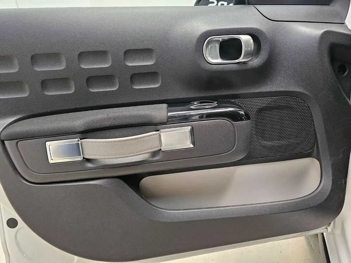 2017-citroen-c3-12-puretech-feel-68ps-big-21