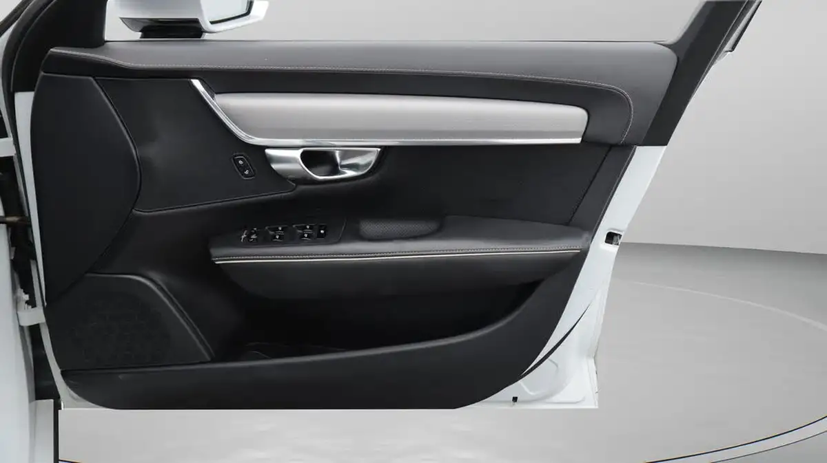 2019-volvo-v90-20td-d4-r-design-big-15