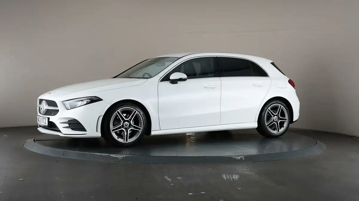 2021-mercedes-benz-a-class-13-a180-amg-line-hatchback-5d-big-32