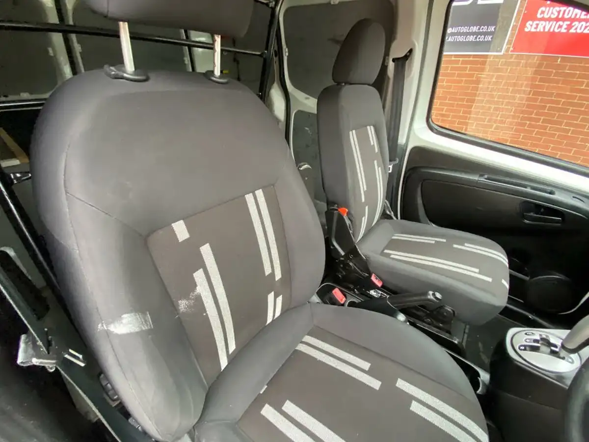 2015-fiat-fiorino-13jtd-cargo-sx-comfort-matic-big-19