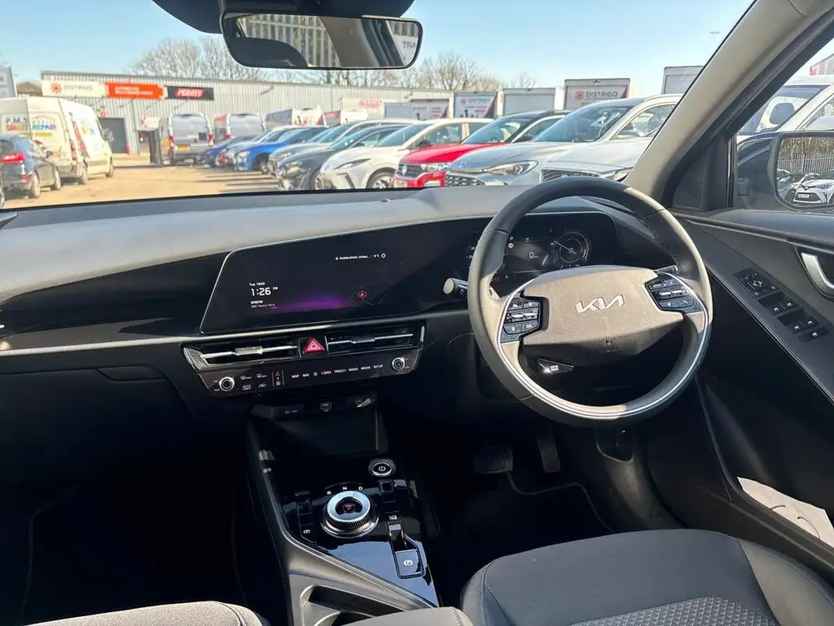2024-kia-niro-ev-e-2-big-37