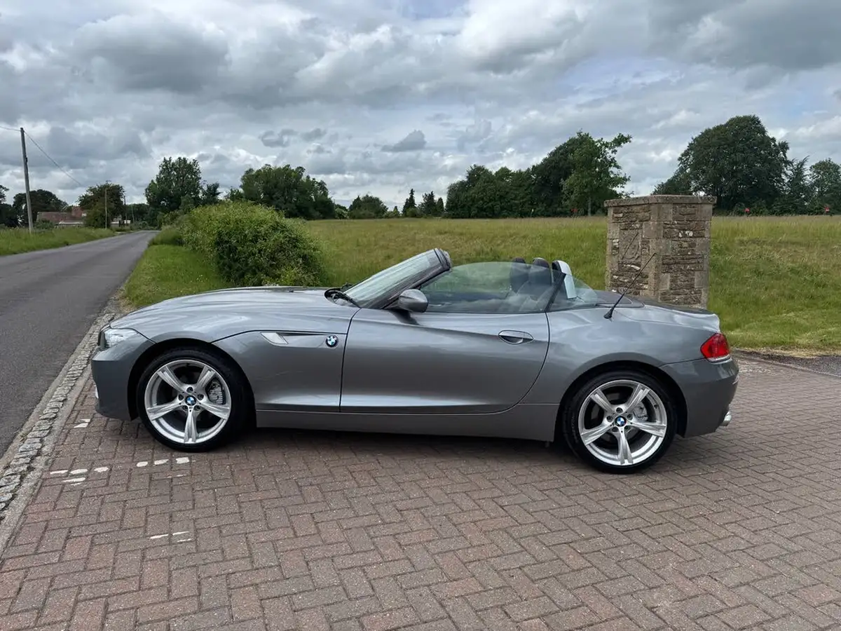 2012-bmw-z4-20-sdrive20i-m-sport-big-20