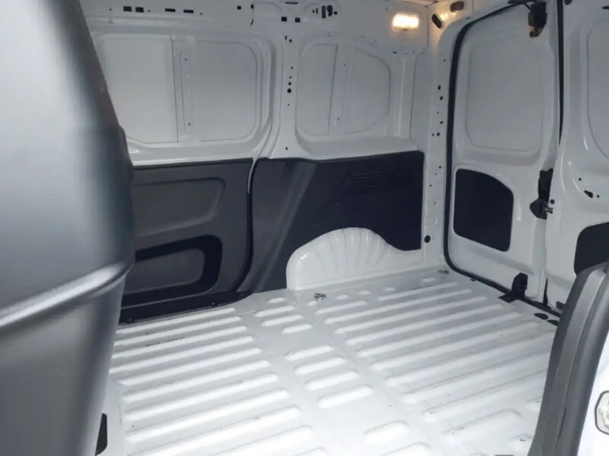 2024-peugeot-partner-15-bluehdi-professional-100pseu6d-big-5