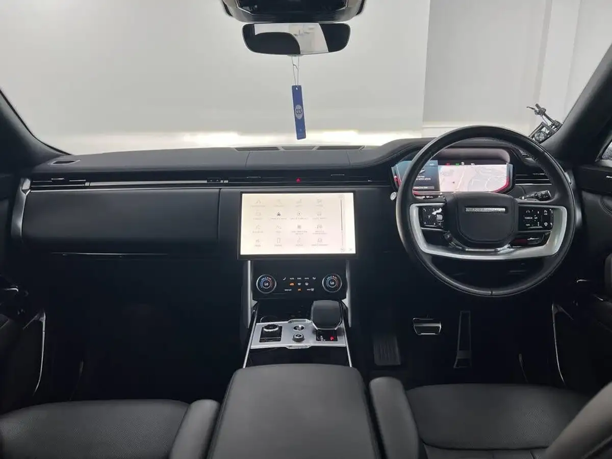 2023-land-rover-range-rover-30-d350-se-big-27