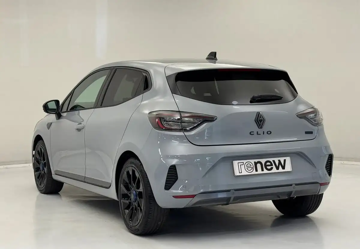 2024-renault-clio-16-esprit-alpine-big-14